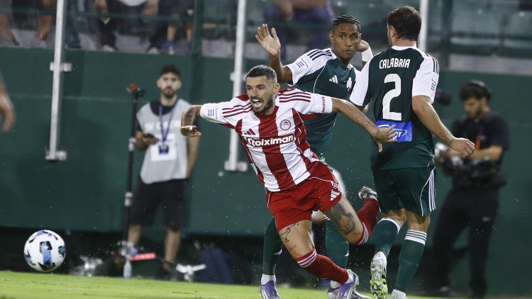 Λανουά: «Έπρεπε να δοθεί πέναλτι στον Ολυμπιακό» (vid)