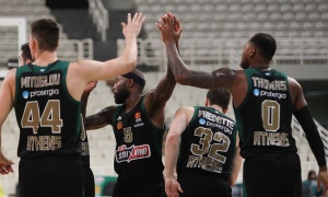 «Αυτοκρατορική μάχη» σε εορταστικό κλίμα