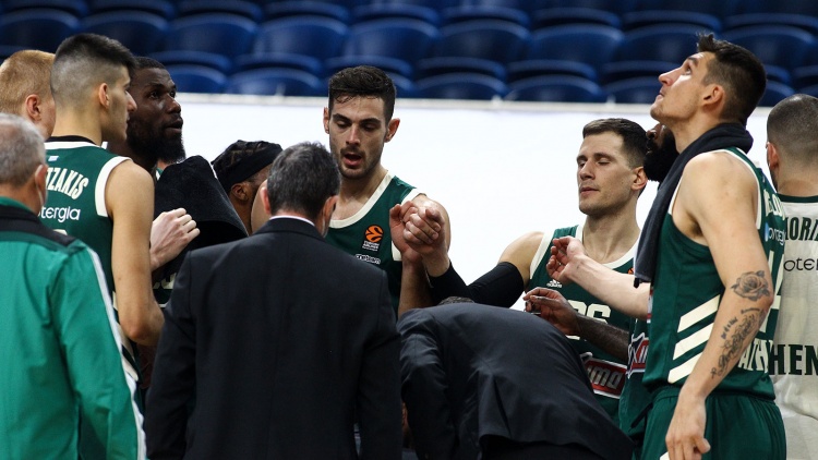 Να βάλει το καλό του το κοστούμι