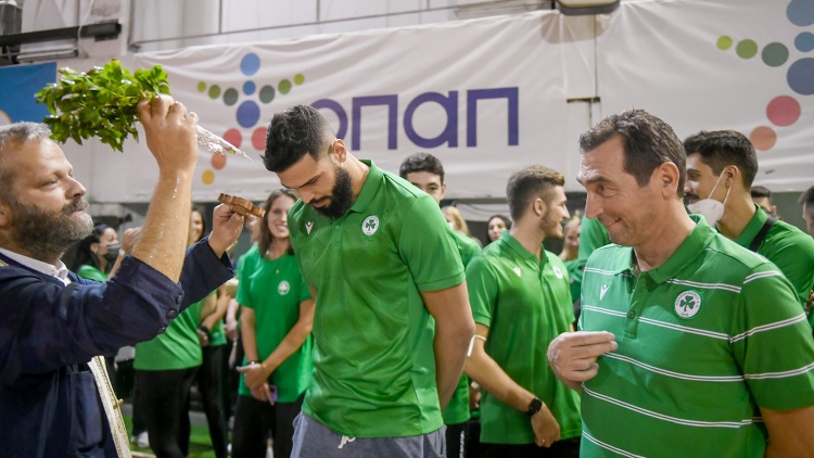 Πραγματοποιήθηκε ο αγιασμός του Ερασιτέχνη στο «Παύλος Γιαννακόπουλος» (pics)