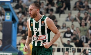 Λοτζέσκι: «Έπρεπε να τα έχουμε πάει καλύτερα»