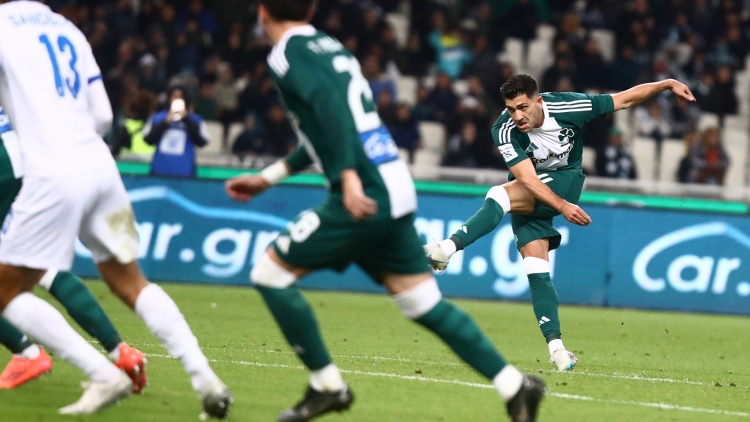 Έσπασε τα κοντέρ η ταχύτητα της μπάλας στην εκτέλεση φάουλ του Μπακασέτα (vid)