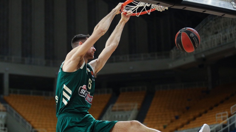 Δύο ρεκόρ καριέρας από τον Παπαγιάννη