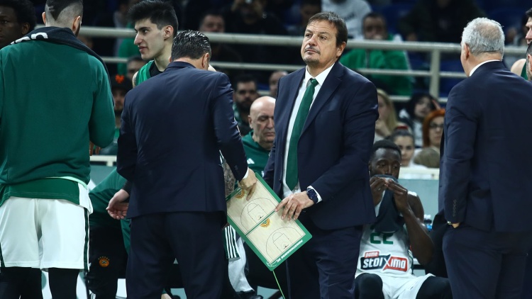 Αταμάν: «Γελοίο να παίζουμε στις 5 το απόγευμα - Η ομαδα, εγώ και οι διαιτητές ήμασταν κακοί»