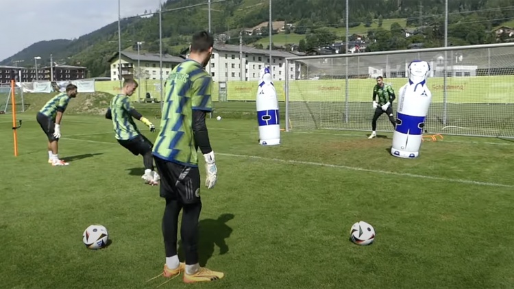 Η διαφορετική προπόνηση των τερματοφυλάκων του Παναθηναϊκού (vid)