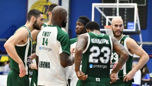 Να «σφραγίσει» την πρόκριση στους τελικούς