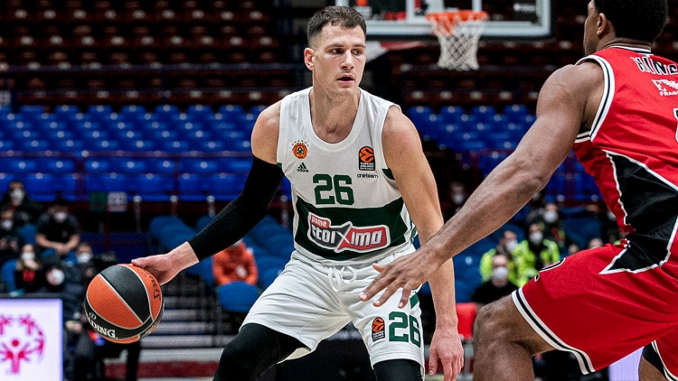 «Κοστουμαρισμένος» Παναθηναϊκός πέρασε από το Μιλάνο