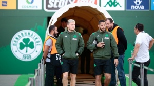 Αρνούνται την πρόταση παραμονής μέχρι το τέλος Γιόχανσον και Ινσούα