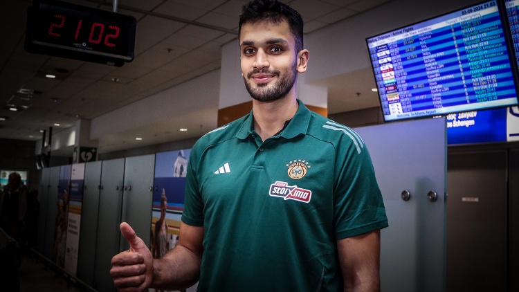 Στην Αθήνα ο Γιούρτσεβεν: «Είμαι εδώ για το back to back του Παναθηναϊκού στην Euroleague»