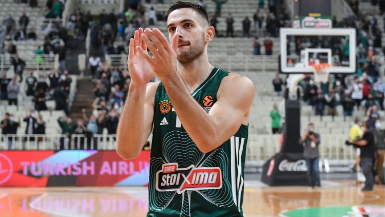 Παπαπέτρου: «Είναι τιμή μου που είμαι αρχηγός του Παναθηναϊκού» (vid)