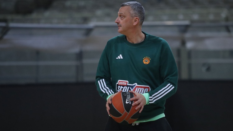 Ράντονιτς: «Πρέπει να έχουμε συγκέντρωση, θέληση και ενέργεια»