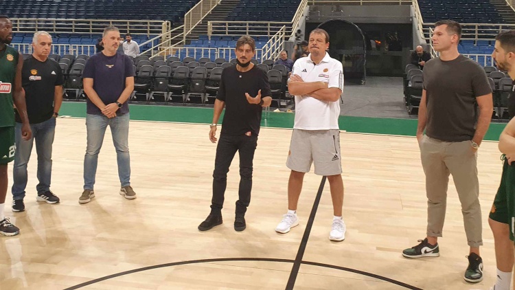 Ομιλία Γιαννακόπουλου και «ζντο» με τους παίκτες στην προπόνηση (vid)