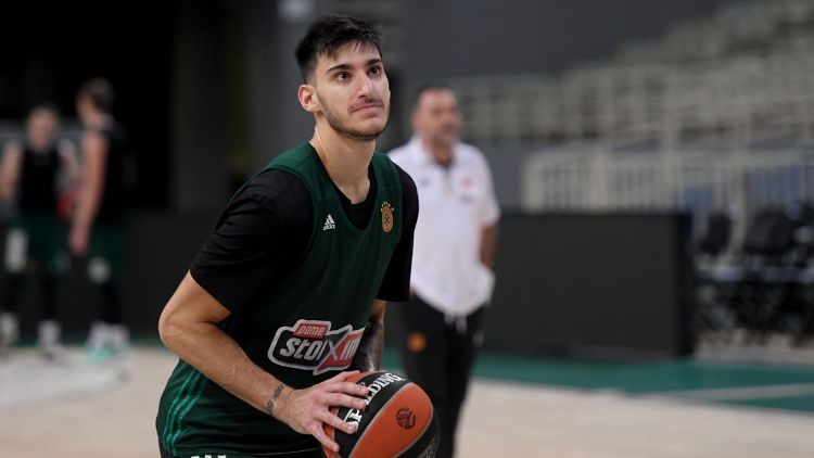 Καλαϊτζάκης: «Δε σκεφτόμαστε το αρνητικό σερί, Παναθηναϊκός είμαστε πάμε για τη νίκη»