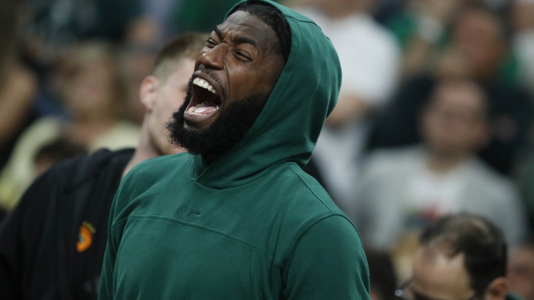 Λεσόρ: «Οι άνθρωποι στην κανονική ζωή υποφέρουν - Θέλω να αγωνιστώ στο Final Four»