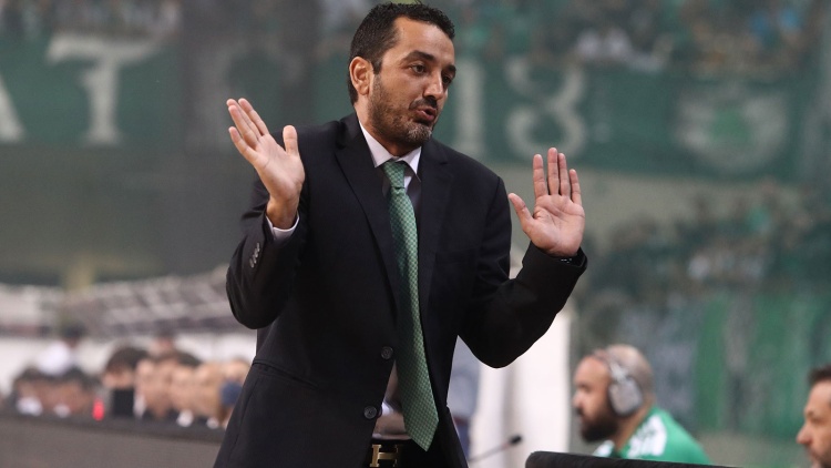 Βόβορας: «Χάσαμε το μυαλό μας - Η διαιτησία διαμόρφωσε τις προϋποθέσεις»