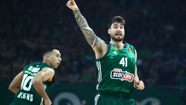 Θλάση στη γάμπα ο Σλούκας, πρόβλημα και με Χουάντσο