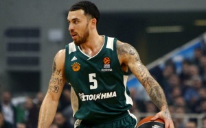 Τζέιμς: «Δεν έχουμε μιλήσει ακόμη για το συμβόλαιό μου» (pic)