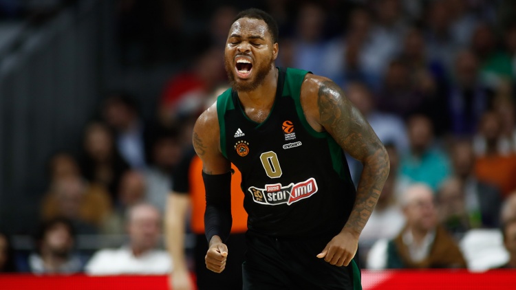 ΝτεΣόν Τόμας: Ο πρώην άσσος του Παναθηναϊκού αποσύρθηκε από την ενεργό δράση (vid)