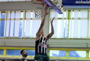 Μήτογλου: «Μέσα και στα τρία τρόπαια»