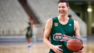 Με απίθανο Φριντέτ το νέο βίντεο για τα εισιτήρια διαρκείας (vid)