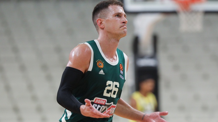 Νέντοβιτς: «Τα έξι αστέρια φωνάζουν το μέγεθος του Παναθηναϊκού»