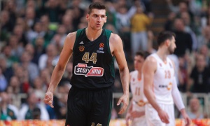 Μήτογλου: «Η ομάδα συνεχίζει να παρουσιάζει βελτίωση»