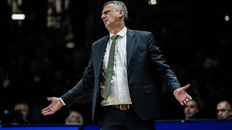 Ράντονιτς: «Σε καθοριστικά σημεία κάναμε λάθη στην άμυνα»