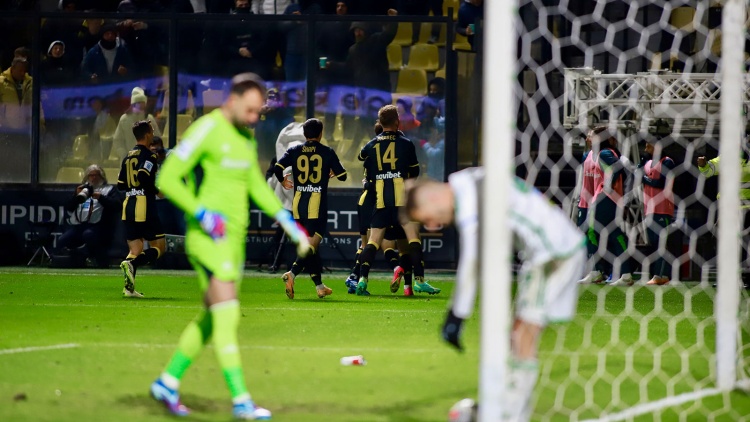 Αυτοκαταστροφικός ο Παναθηναϊκός, ηττήθηκε από τον Άρη