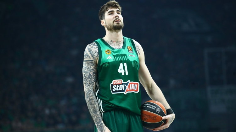 Χουάντσο: «Ήταν σαν να έπαιζα με 7 κιλά παραπάνω»