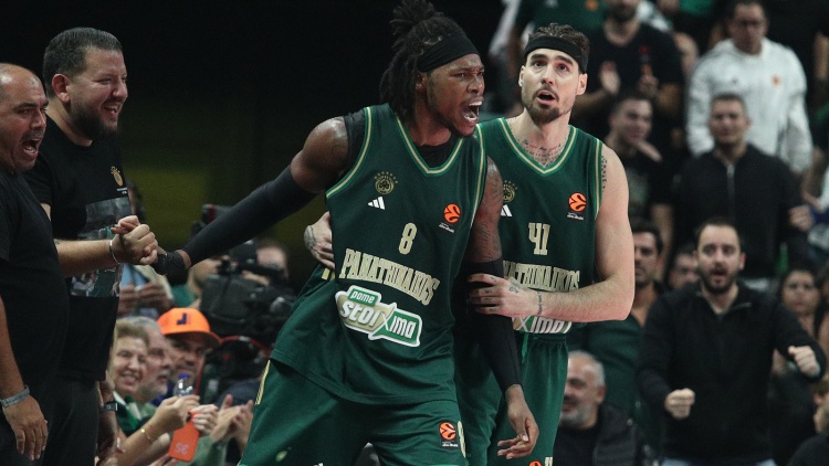 Ρισόν Χολμς: «Αποκτούμε χημεία με τους γκαρντ – Είμαι στο γήπεδο με τις ώρες»