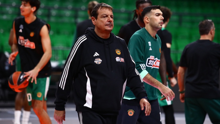 Άταμαν: «Κάτι έχει κάνει λάθος ο Παπαπέτρου - Θα παίξει με Μπαρτσελόνα ο Ναν»