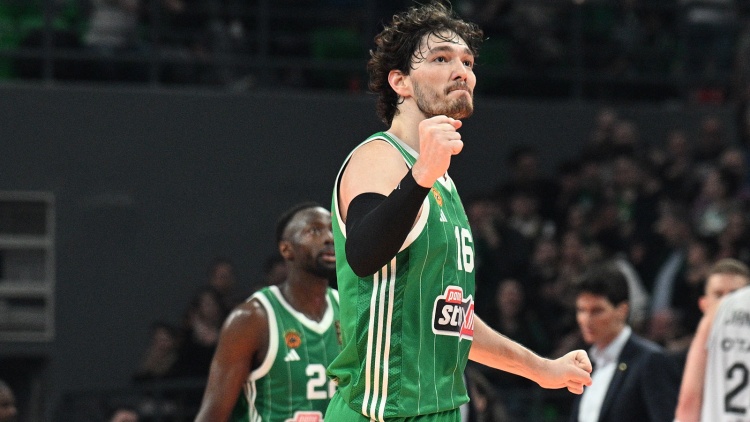 Όσμαν: «Θέλω να μείνω στον Παναθηναϊκό, αλλά θα δούμε τι θα γίνει»