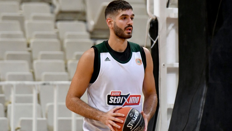 Επέστρεψε ο Μαντζούκας - Ξανά εκτός ο Βιλντόζα