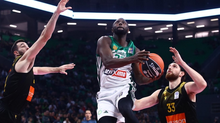 ΑΕΚ - Παναθηναϊκός: Θέλει το «διπλό» και το 14/14 πριν την ισπανική «διαβολοβδομάδα»