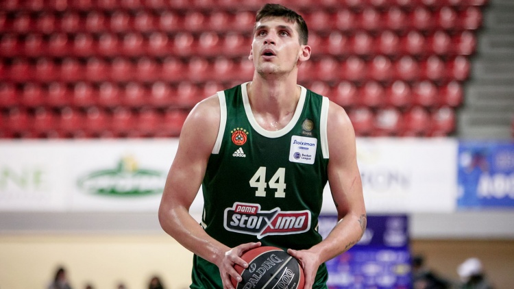 Μήτογλου: «Πρώτη αγάπη το ποδόσφαιρο, αλλά με κέρδισε το μπάσκετ» (vid)