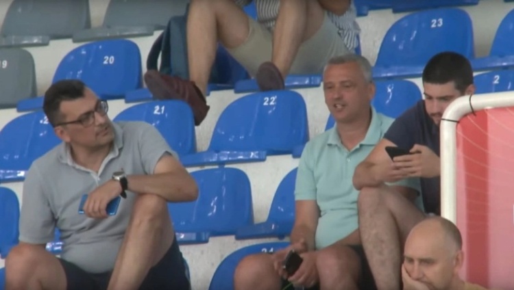 Βλέπει Μαντζούκα ο Ράντονιτς