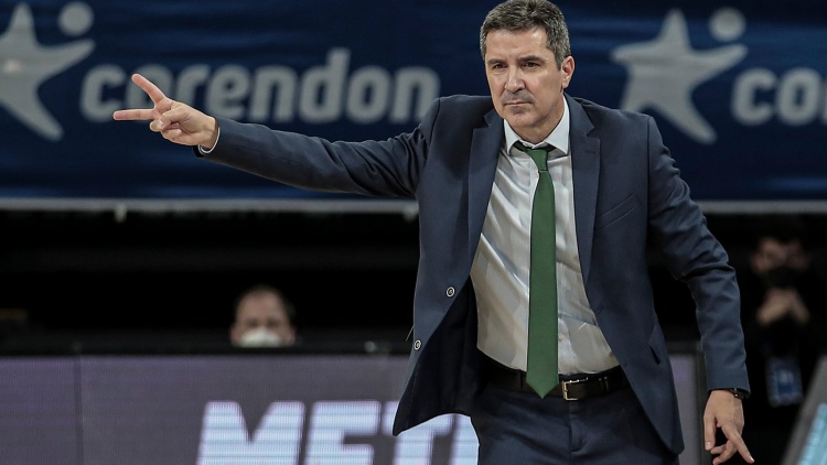 Πρίφτης: «Παπαγιάννης εκτός, αμφίβολος ο Μέικον - Προβλήματα για Σαντ-Ρος και Νέντοβιτς»