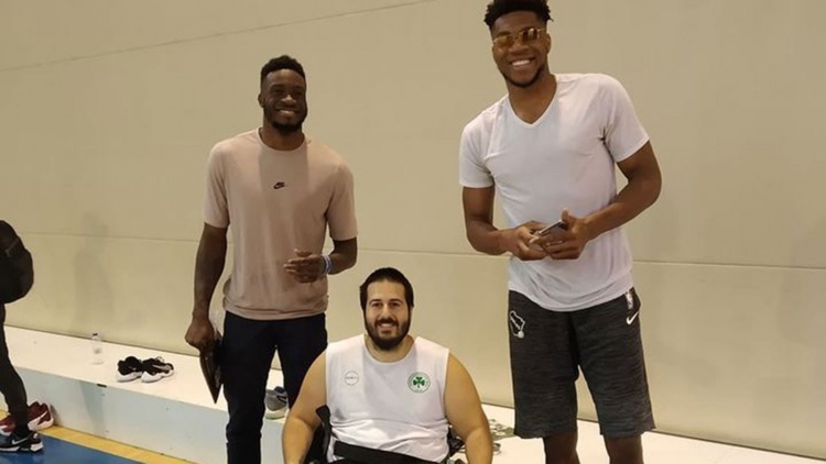 Μπάσκετ με αμαξίδιο: Με Θανάση και Γιάννη Αντετοκούνμπο η προπόνηση (pics)