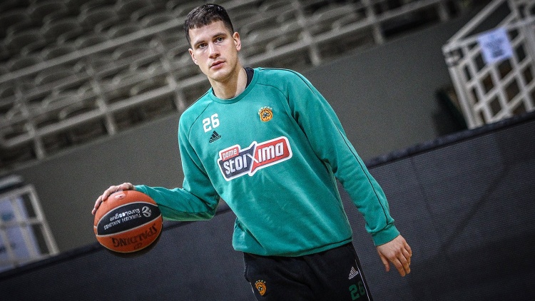 Νέντοβιτς: «Ωραία τα ρεκόρ αλλά θέλουμε νίκες» (vid)