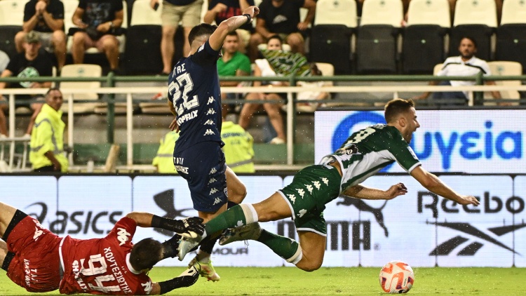 Η παρακάμερα της πρεμιέρας με τον Ιωνικό (vid)