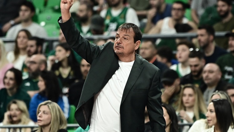 Άταμαν: «Ο Σαμοντούροβ έκανε τρομερό ματς - Δεν παίξαμε καλό μπάσκετ»