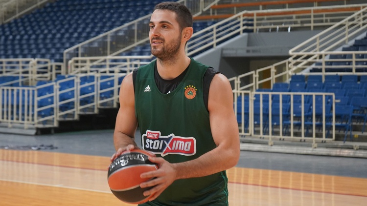 Παπαπέτρου: «Η ομάδα έχει τα πάντα - Θέλουμε τον κόσμο δίπλα μας» (vid)