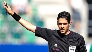 Ο Αντριέν Γιάκοτετ στο ντέρμπι με τον Ολυμπιακό