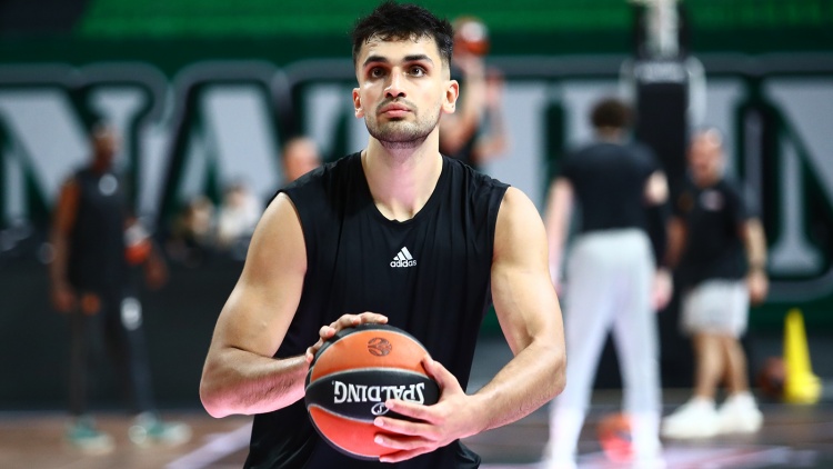 Γιούρτσεβεν: «Να τελειώσουμε τη σειρά και να μη δώσουμε δικαιώματα στην Εφές»