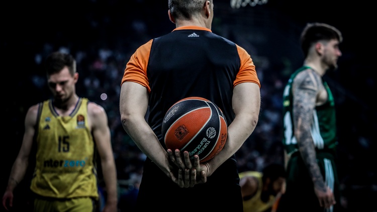 Οι διαιτητές του Παναθηναϊκός - Μπαρτσελόνα