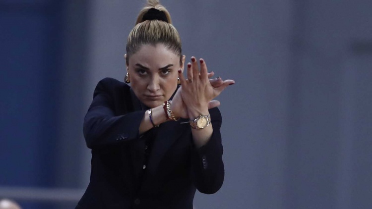 Πρώτη προπόνηση για την Ερντέμ στον Παναθηναϊκό (vid)