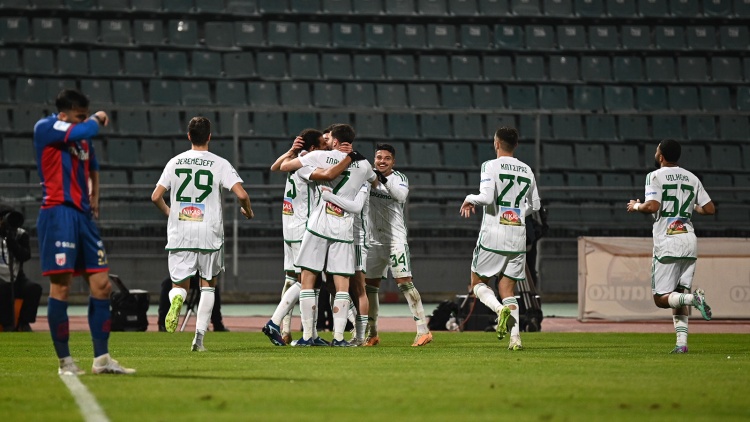 Η παρακάμερα του Βόλος - Παναθηναϊκός και το «βάλ&#039; το ρε ψηλέ» στον Γερεμέγεφ (vid)