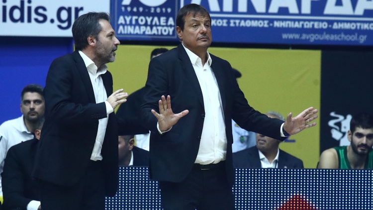 Αταμάν: «Άλλαξε το ματς ο Καλαϊτζάκης - Επιστρέφει τη Δευτέρα ο Σλούκας»