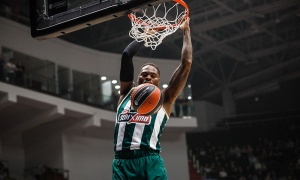 Στο Top 10 η «no look» ασίστ του Καλάθη στον Τόμας (vid)