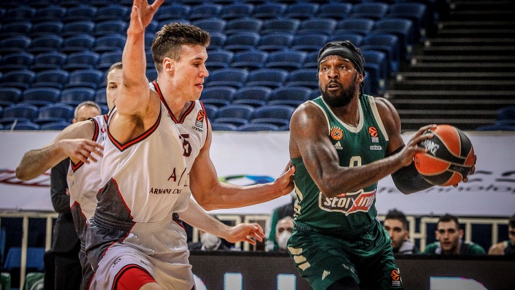 Μακ: «Οι συμπαίκτες μου, μου έδωσαν αυτοπεποίθηση να συνεχίσω»